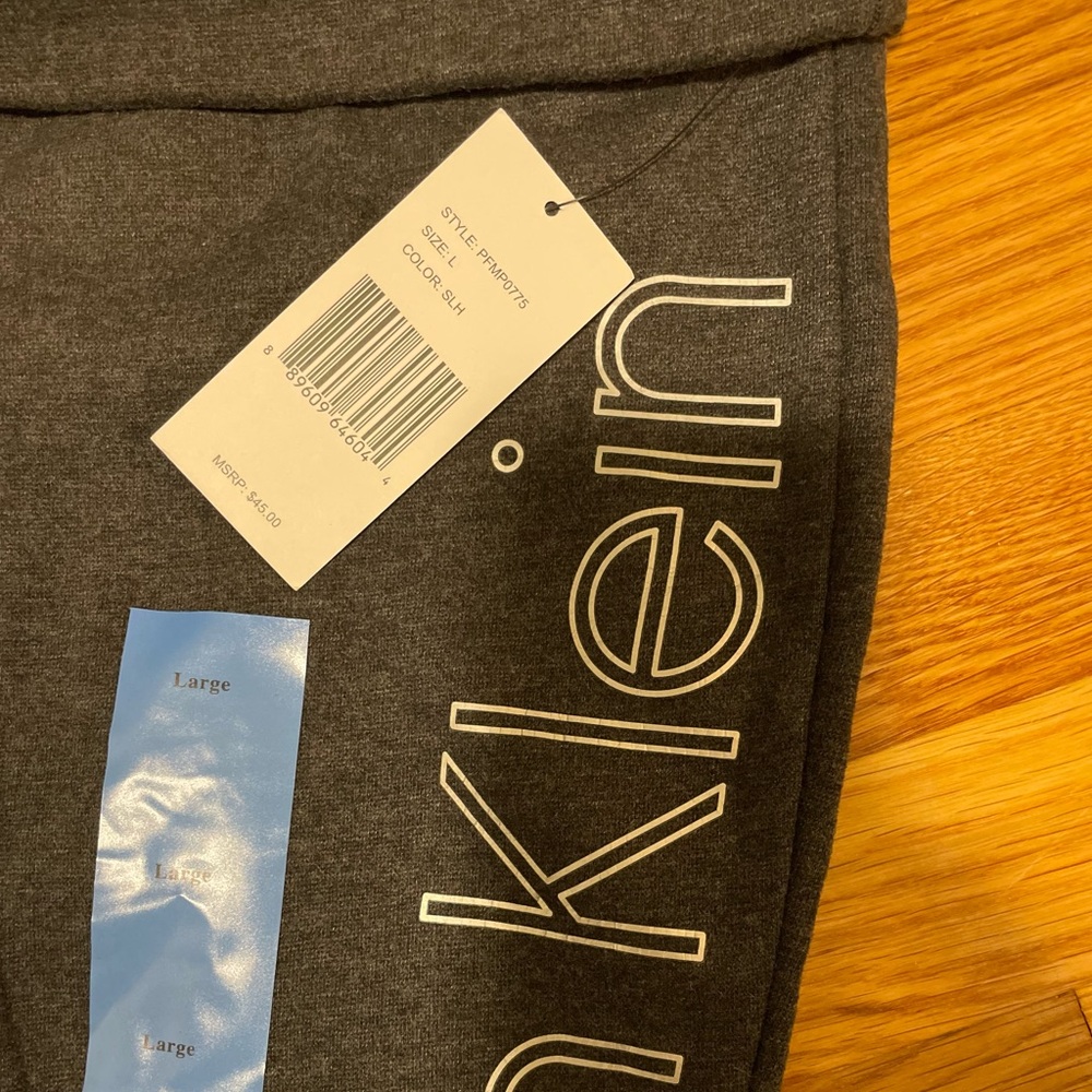 Calvin Klein Capri Joggers